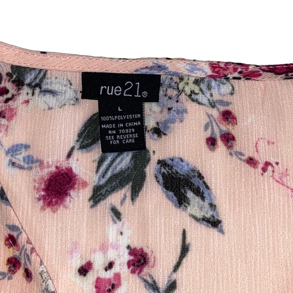 Rue21 Pink Floral Front Tie Ruched Crop Cropped Top - Women’s Large - Picture 8 of 10